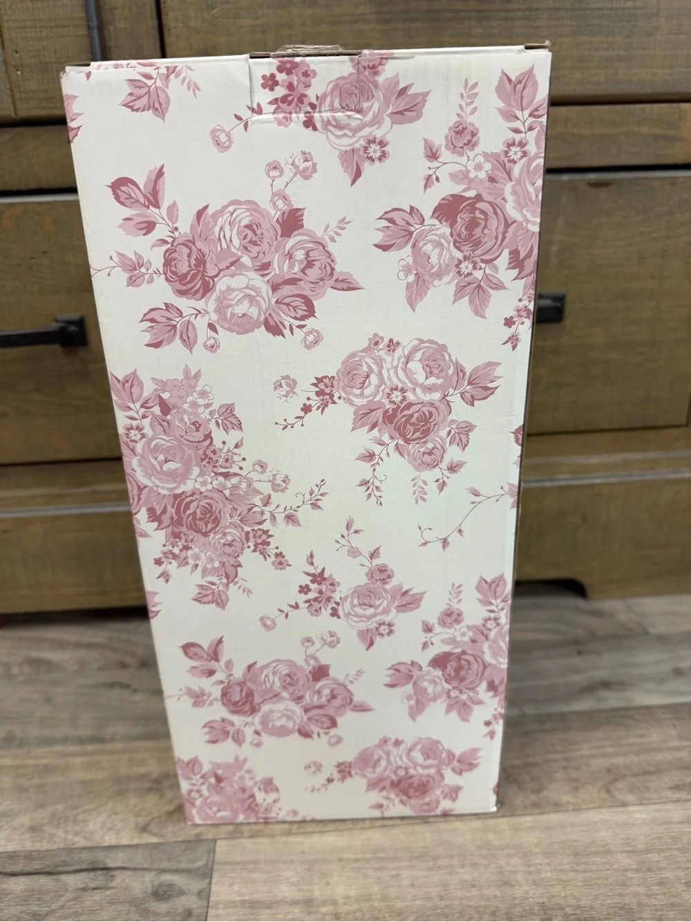 NIB Teen Home Pink Satin Bow Wall Hanging 53” x 45”